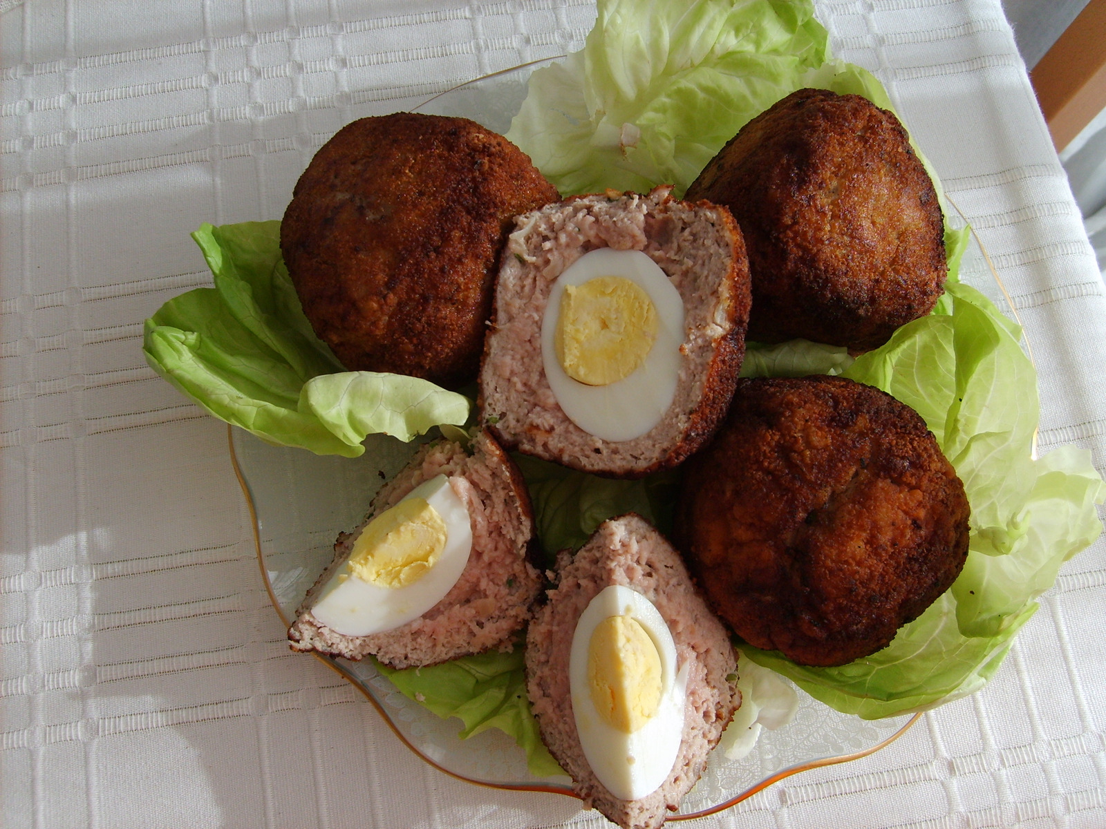 Škotska jaja (Scotch eggs, eng.)