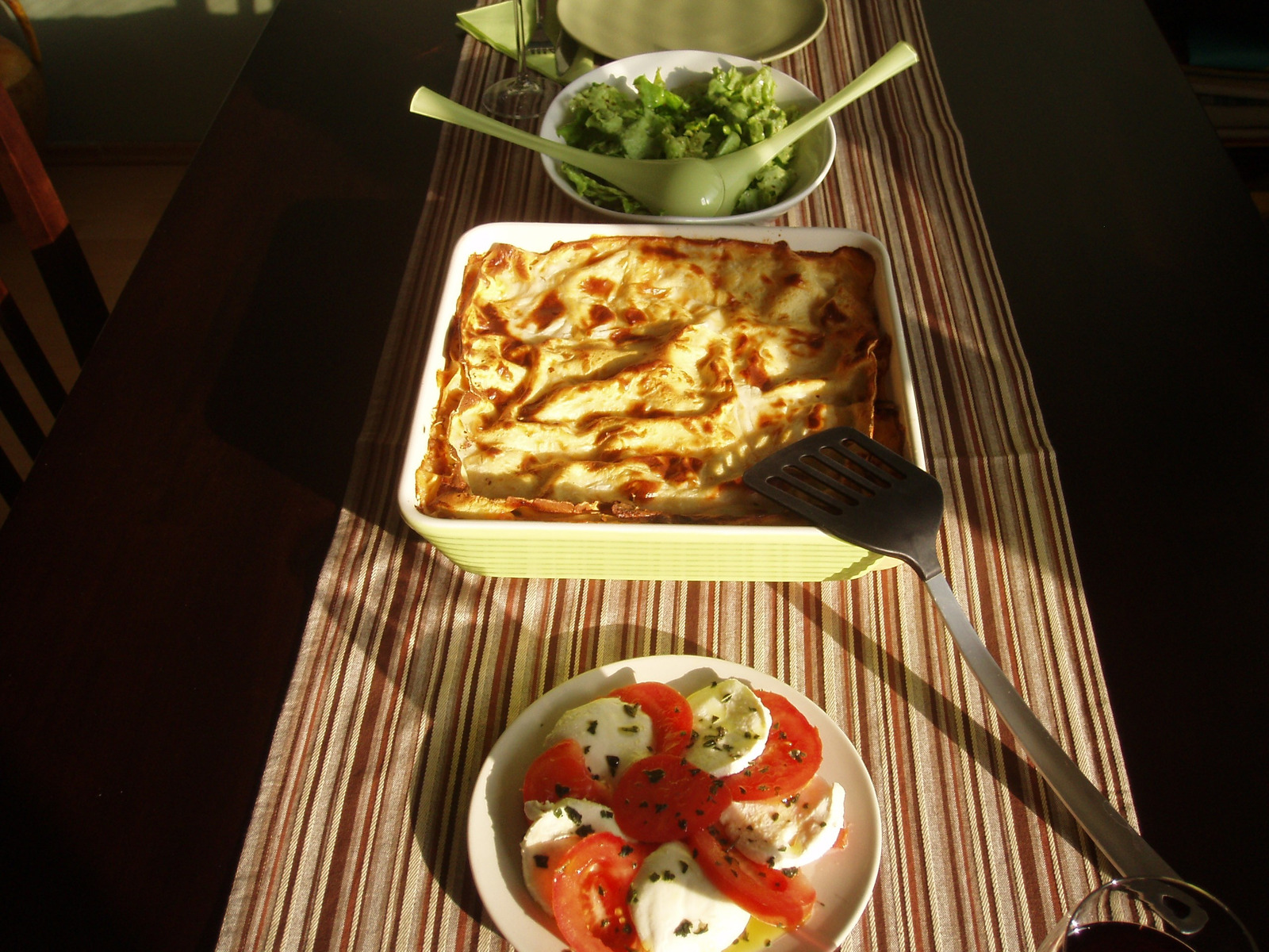 Talijanski ručak – insalata caprese i lasagne alla bolognese