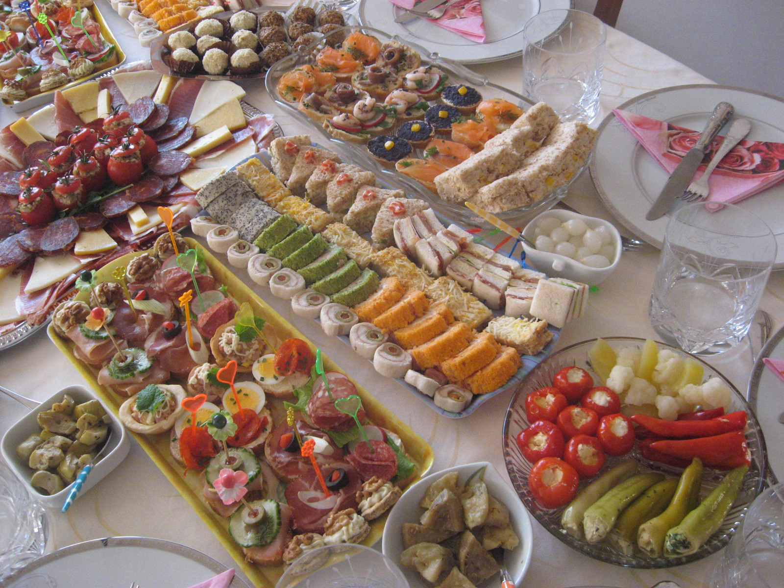 Rođena je Nora, fešta