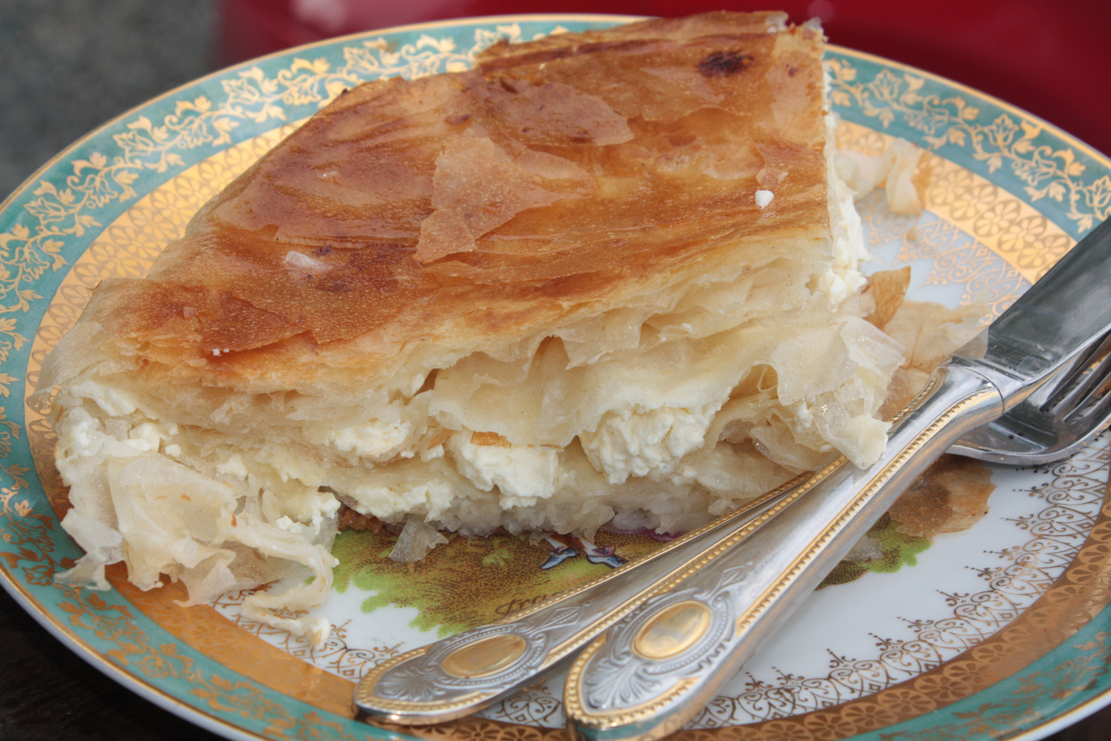 Orginalni burek od gotovih kora kao iz pekare