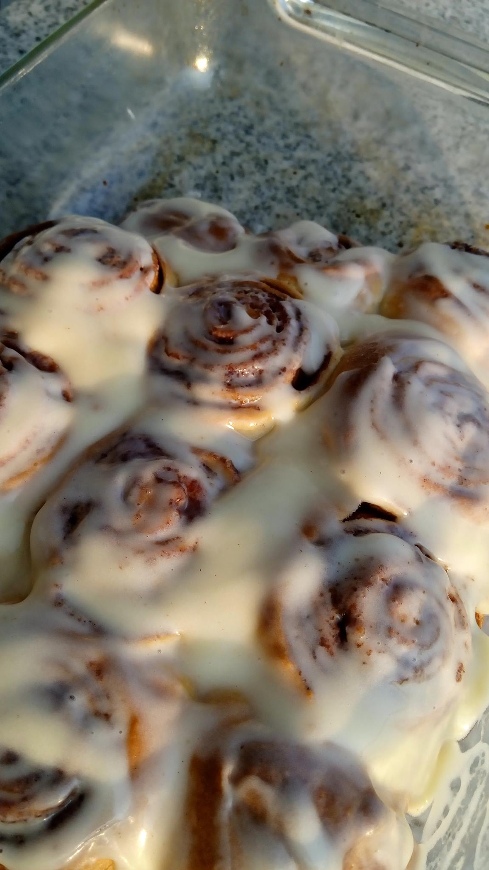 Cinnamon Rolls (role / pužići s cimetom)