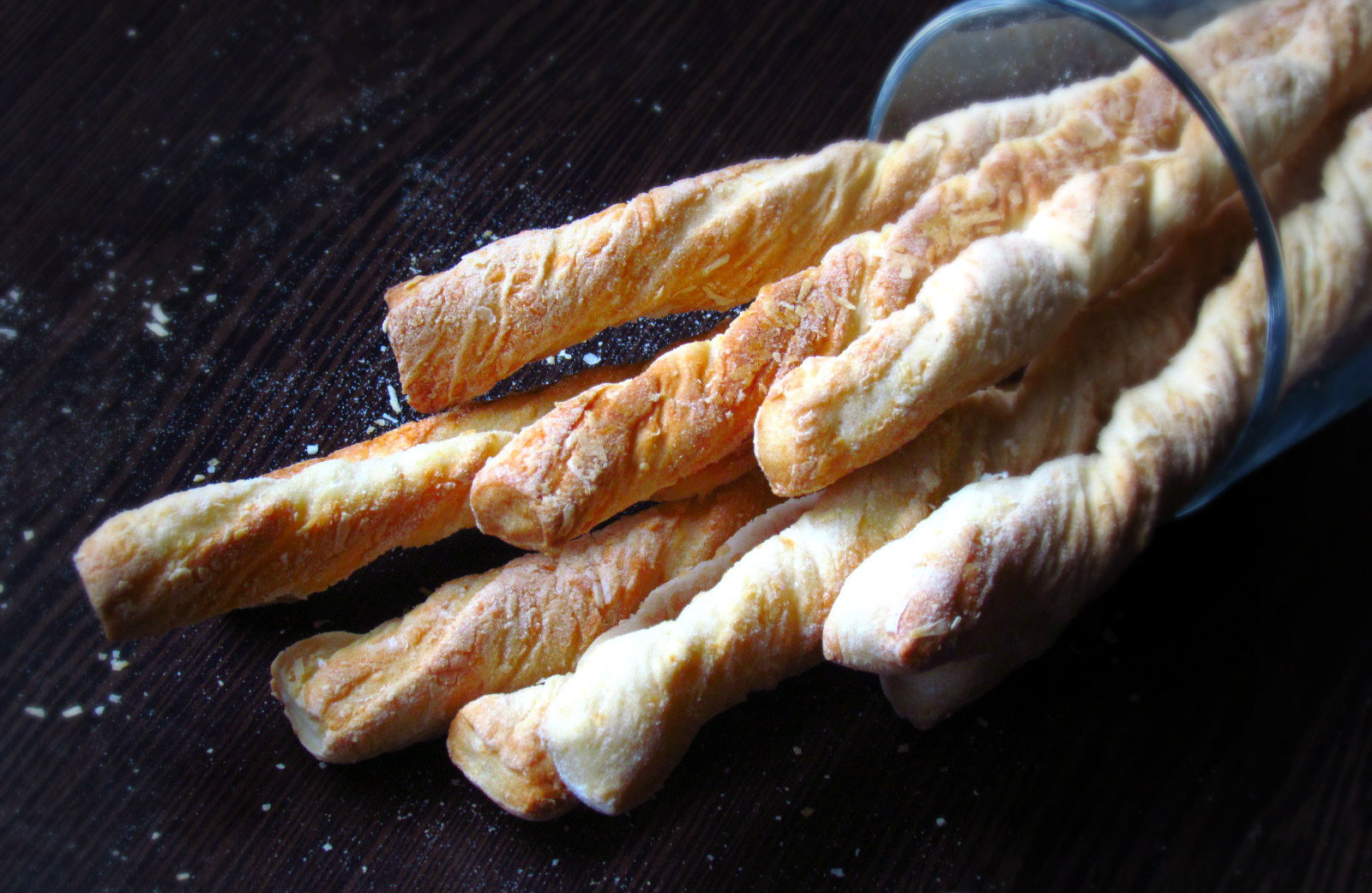Štapići sa parmezanom i češnjakom