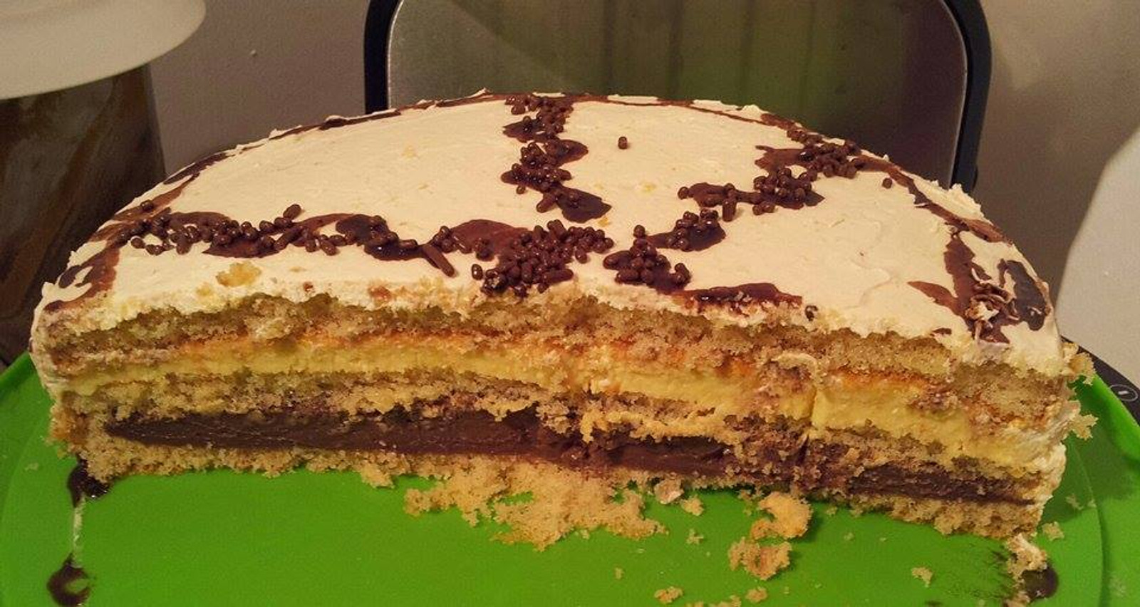 čokoladna torta s kokosom