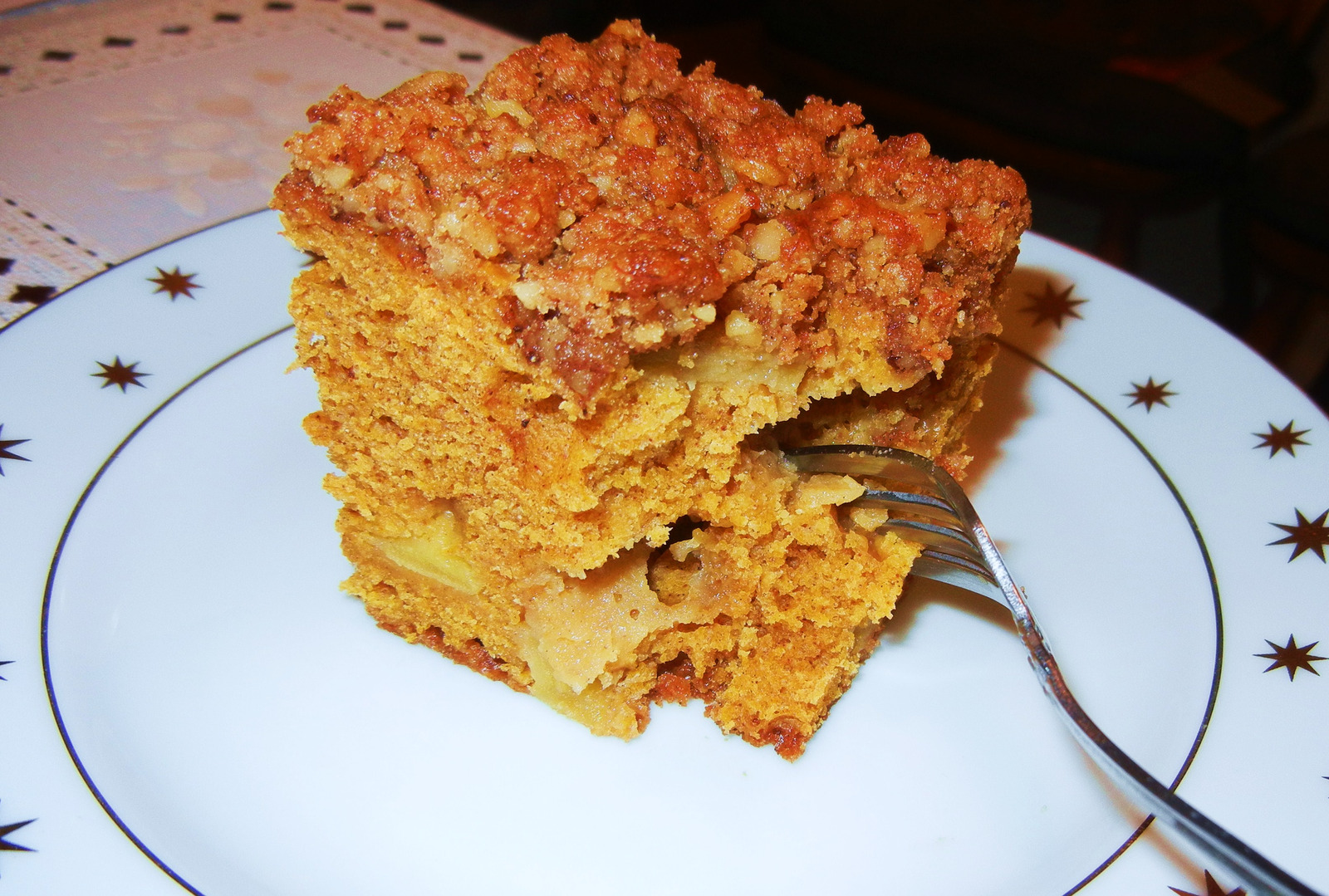 Pumpkin Apple Streusel Cake