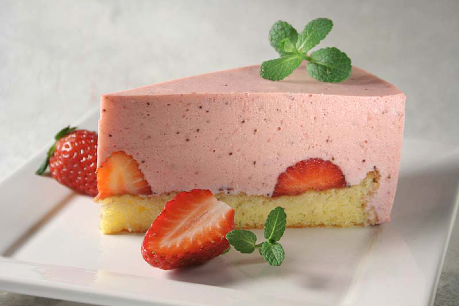 Voćna torta s jogurtom