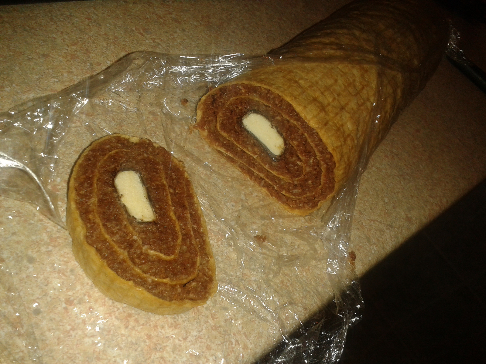 Rolovana oblatna sa bananicama