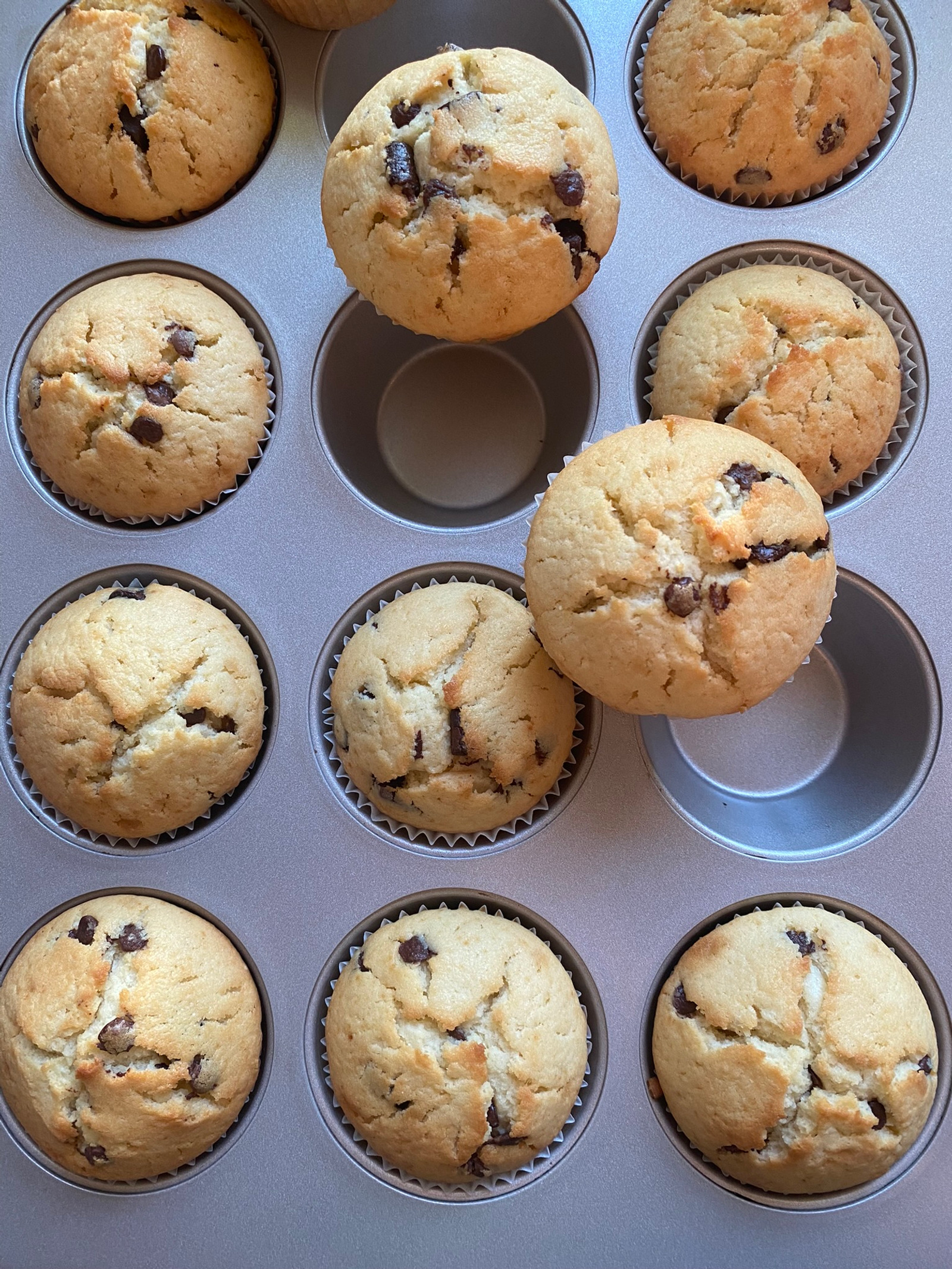 Muffini sa coko komadicima