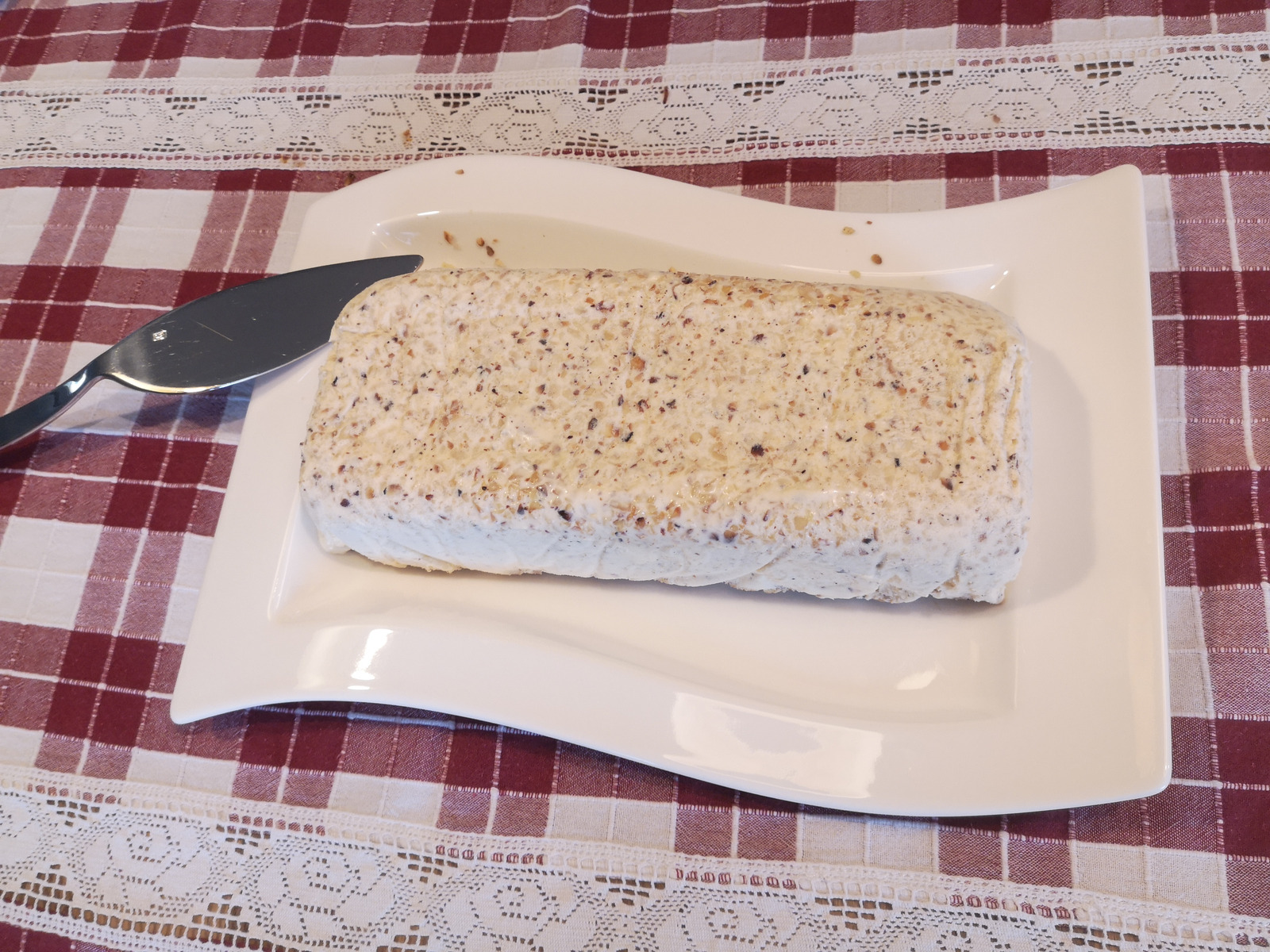 Semifreddo s lješnjacima