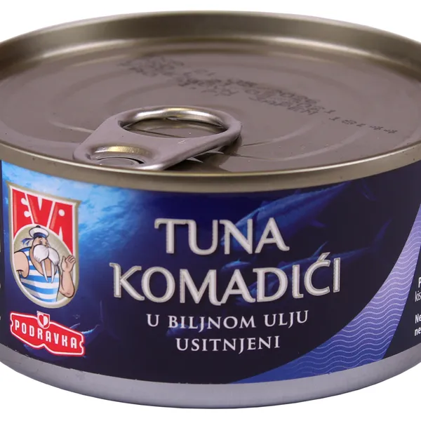 Tuna chunks in vegetable oil
