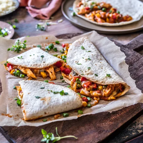 Tortilje s piletinom i paprikom