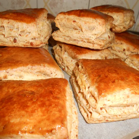 Pogačice sa čvarcima - pekarske