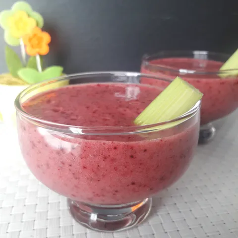 Smoothie od banane, borovnice i celera by djegica