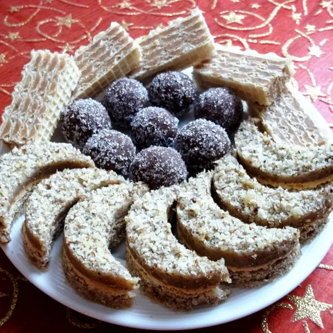 Mjeseci