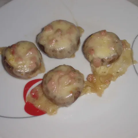 Punjeni šampinjoni sa mozzarellom