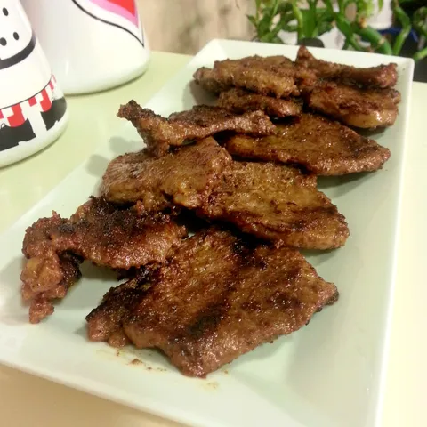 Teletina u marinadi od jogurta