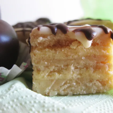 Lemon curd kocke