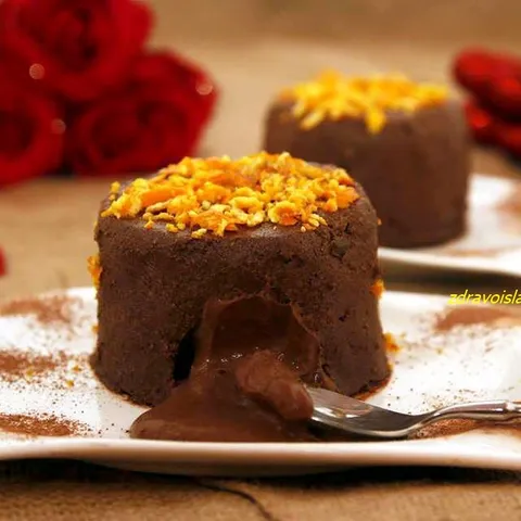 ENEREGETSKI RAW FOOD LAVA CAKE
