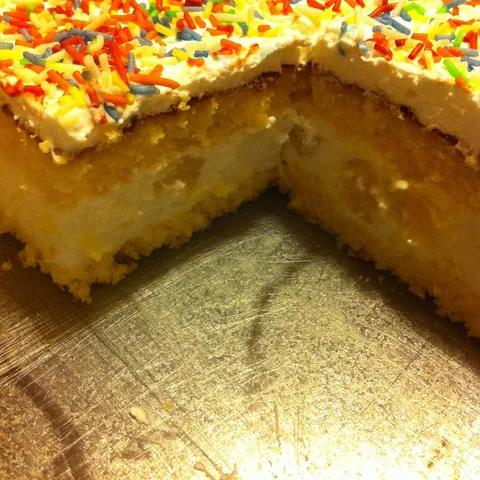 Vesele ananas kocke