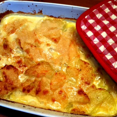 Keleraba prepecena parmezanom