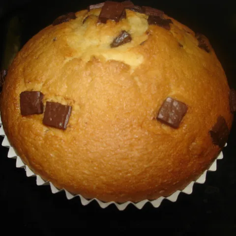 Muffini sa medom i lomljenom čokoladom