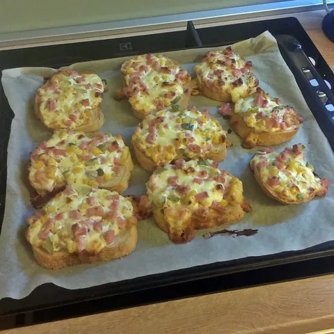 Bruschette-pizzete