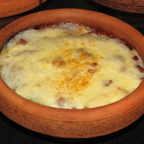 Beşamel Soslu Kıymalı Pırasa