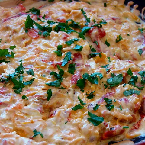 Biberli Havuçlu Tarator/Meza od paprika i mrkve