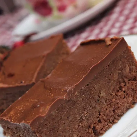 Cokoladne kocke s jabukama