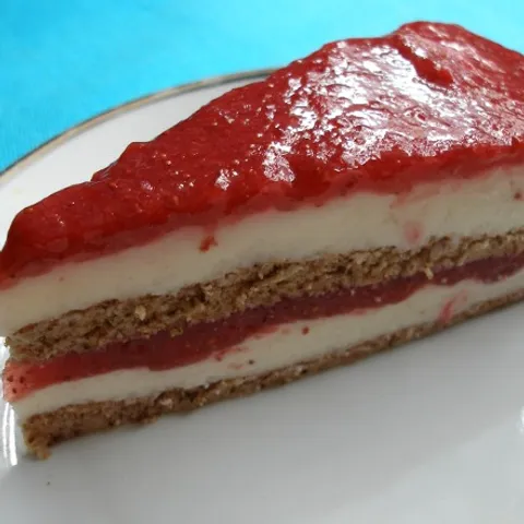 Torta od jagoda i oraha