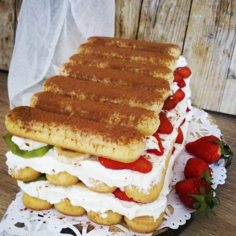 Vočni tiramisu