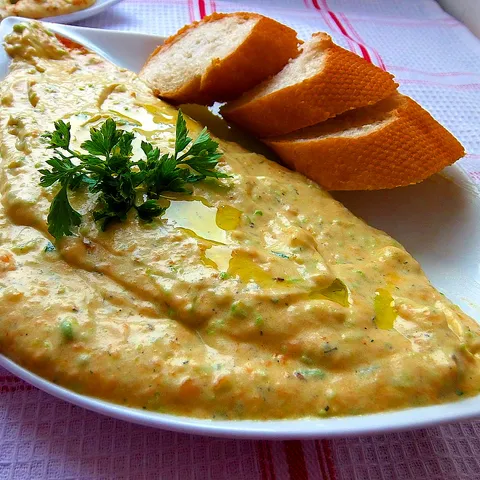 Yoğurtlu Meze /jogurt dip