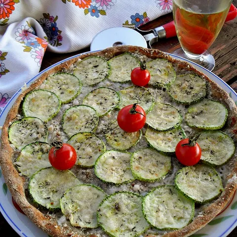 Integralna pizza bianca