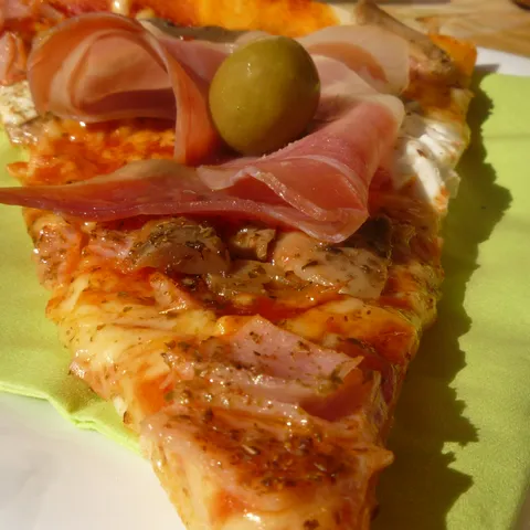 PIZZA