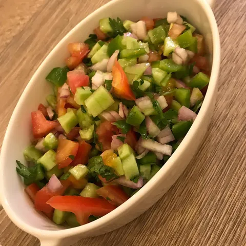 Salata baladi (سلطة البلدي) / Jerusalem salata