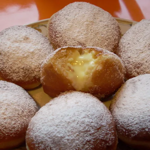 Krofne sa kremom od vanilije