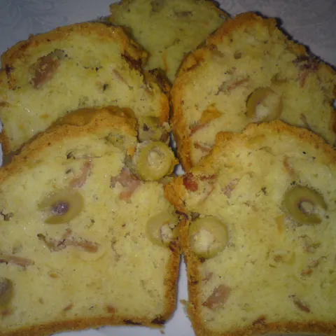 Slani kolac(cake) sa maslinkama