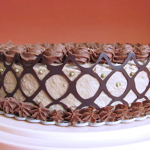 Čokoladna ograda za torte