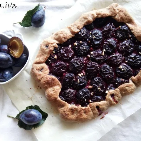 Galette sa šljivama