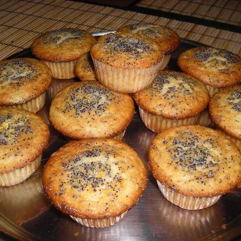 Muffinsi sa limunom i makom