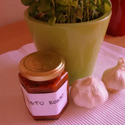 Pesto rosso