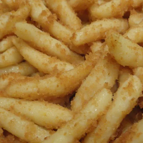 Valjušci (šufnudli, šiškrli, luleki) sa preprženim mrvicama