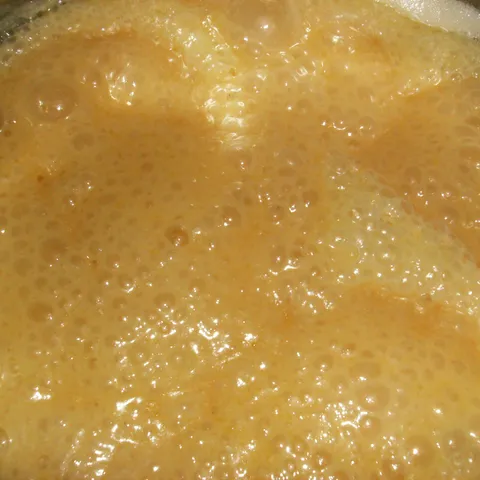 karamel pocinje dobijati boju