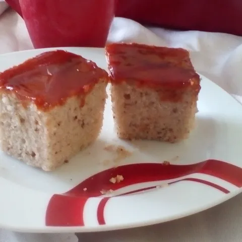 stari kolač s jogurtom i pekmezom