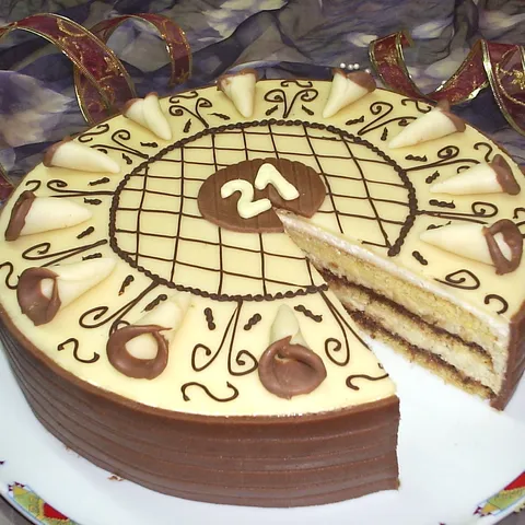 Marcipan torta sa nugatom