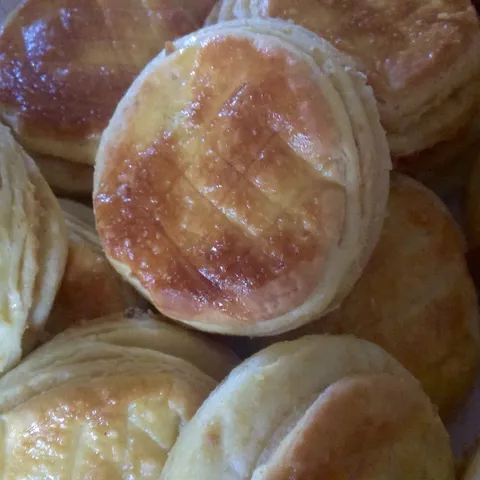 Pogačice sa čvarcima by Baka Gina