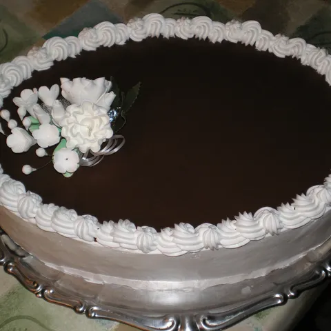 LJEŠNJAK TORTA
