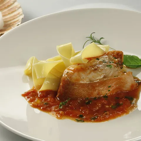 Škarpina u umaku od rajčice