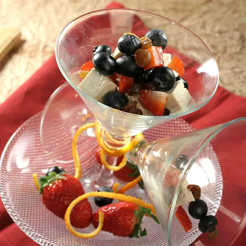Voćna salata s tofuom
