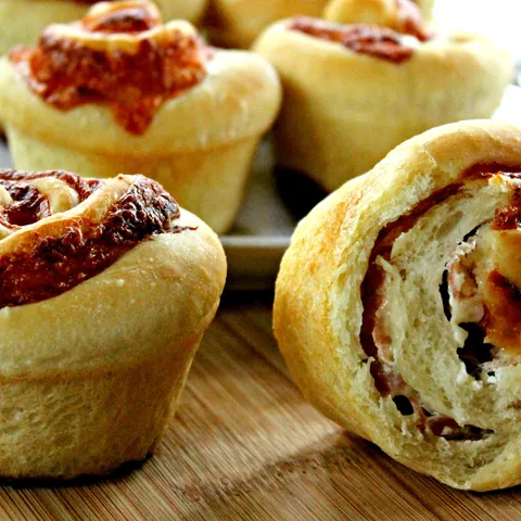 Prosciutto-Provolone rolls....