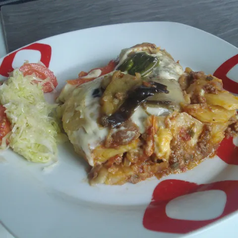 Musaka sa bešamelom